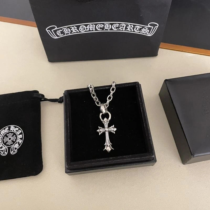 Unique Chrxmx Hxxrts Necklaces 300425