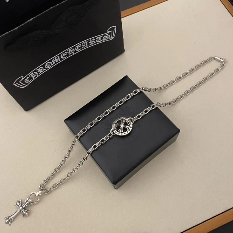 Unique Chrxmx Hxxrts Necklaces 300425