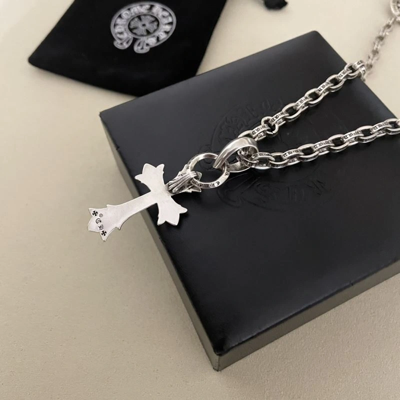 Unique Chrxmx Hxxrts Necklaces 300425