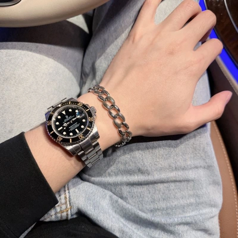 EyeCatching LX Bracelets 311736