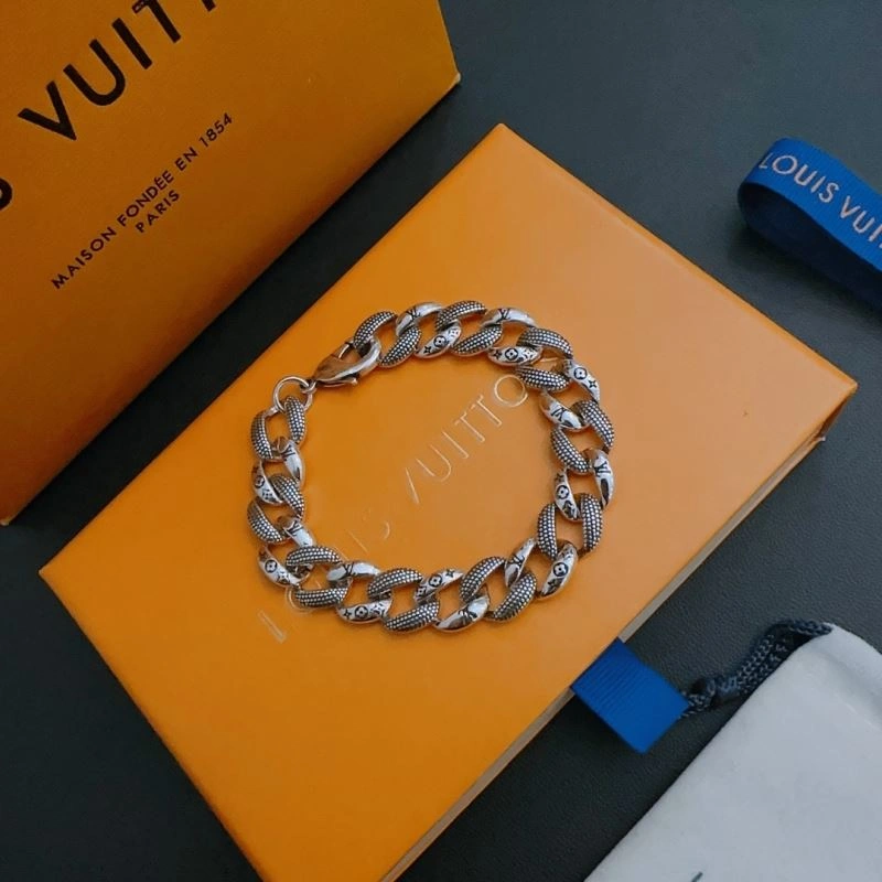 EyeCatching LX Bracelets 311736