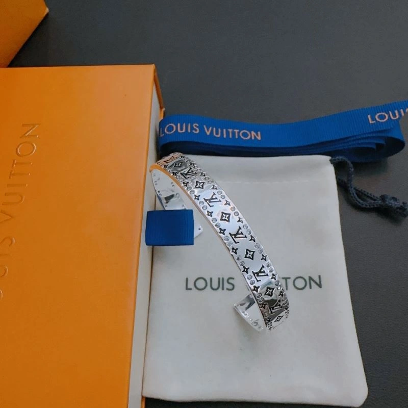 LX Bracelets HighQuality 311725