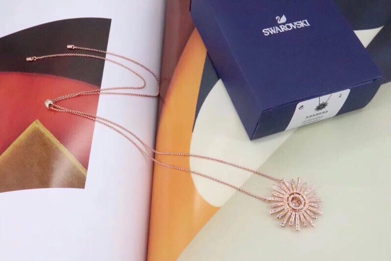 Swxrxvski Necklaces Bold 315134