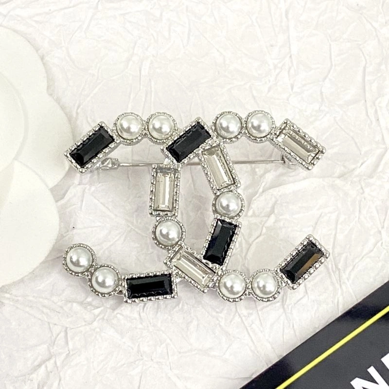 Chxnxl Brooches Cozy 292171