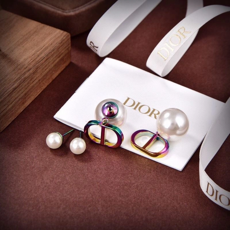 Christian Dxxr Earrings Soft 295160