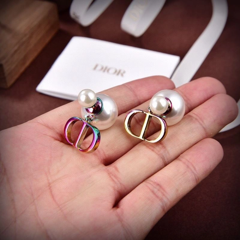 Christian Dxxr Earrings Soft 295160