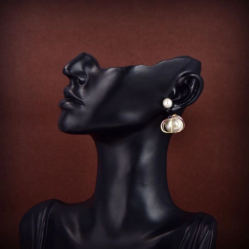 Christian Dxxr Earrings Soft 295160