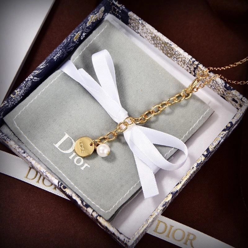 Christian Dxxr Necklaces Trendy 295055