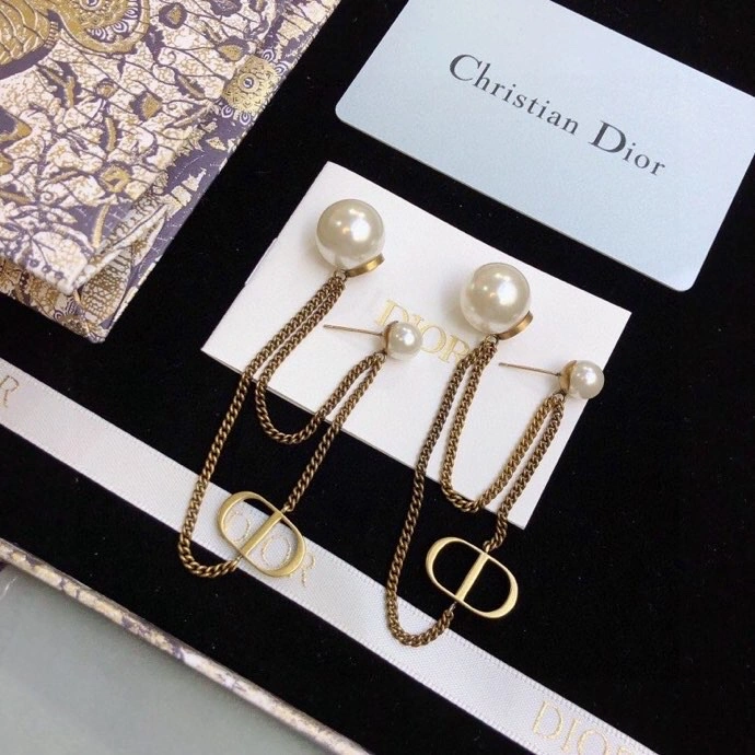 Unique Christian Dxxr Earrings 295159