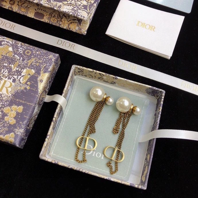 Unique Christian Dxxr Earrings 295159