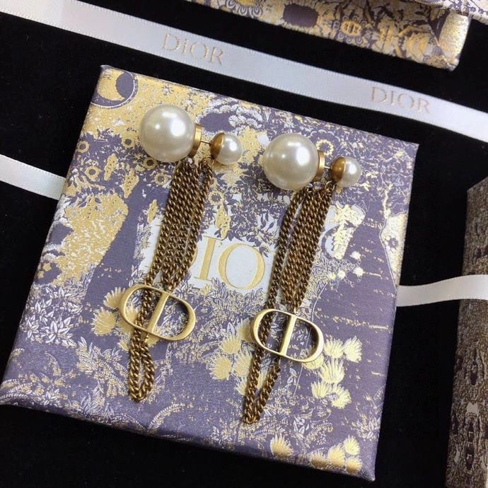 Unique Christian Dxxr Earrings 295159