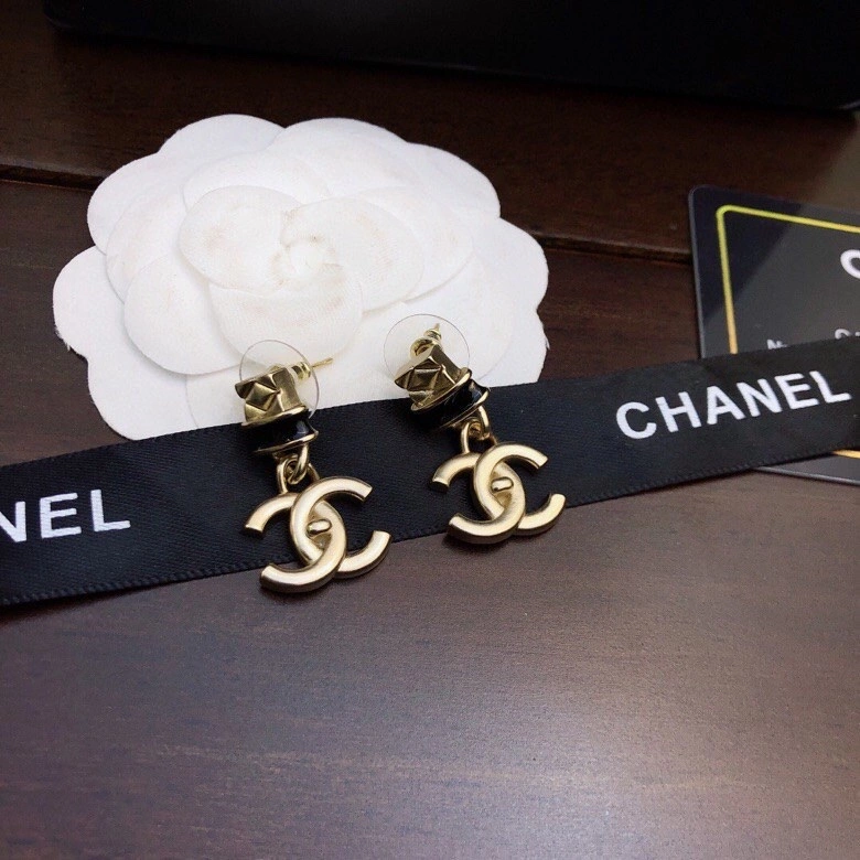 UrbanStyle Chxnxl Earrings 290846