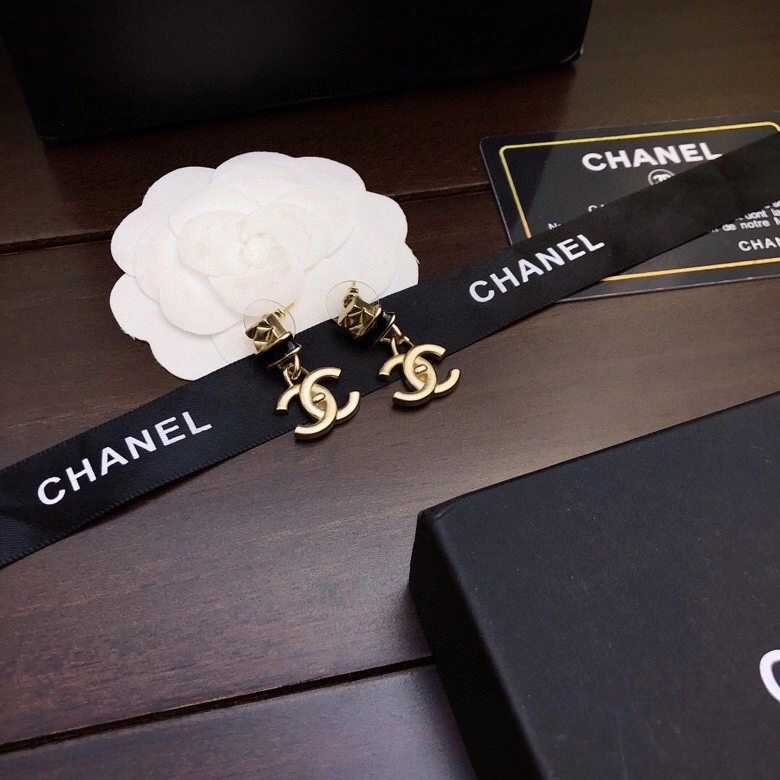 UrbanStyle Chxnxl Earrings 290846