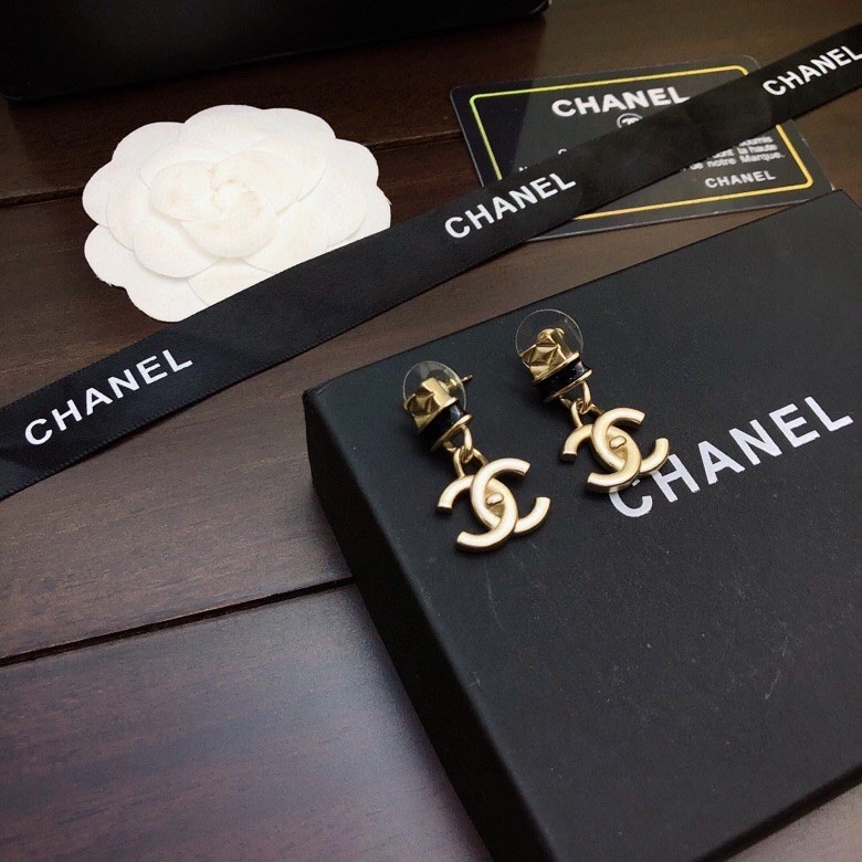 UrbanStyle Chxnxl Earrings 290846