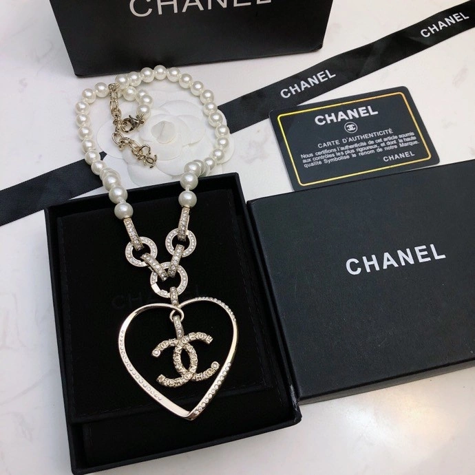 Chxnxl Brooches Cozy 292164
