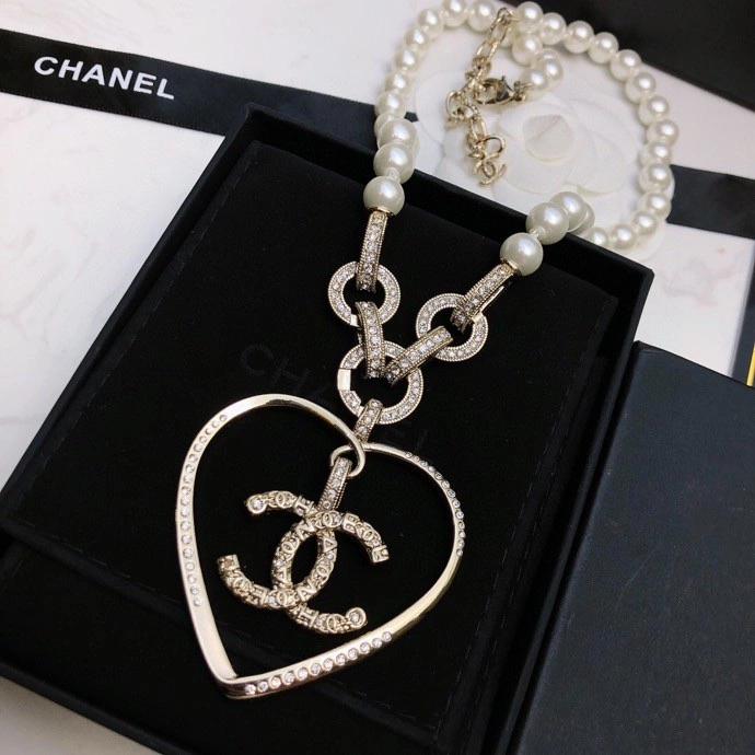 Chxnxl Brooches Cozy 292164
