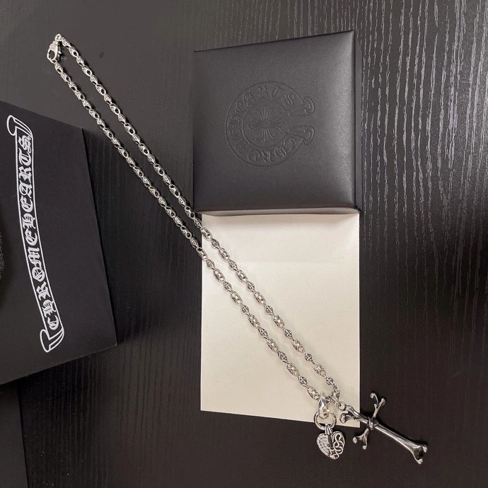 Chrxmx Hxxrts Necklaces Timeless 300427