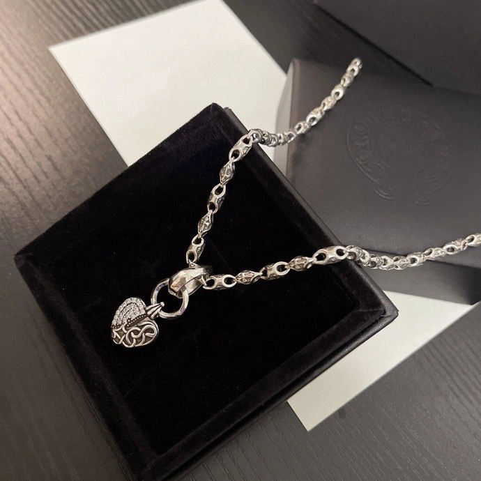 Soft Chrxmx Hxxrts Necklaces 300407