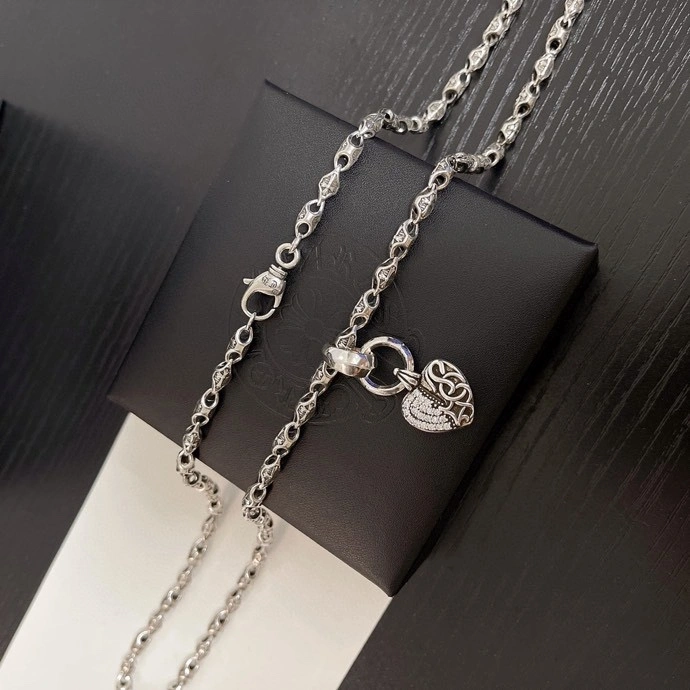 Soft Chrxmx Hxxrts Necklaces 300407