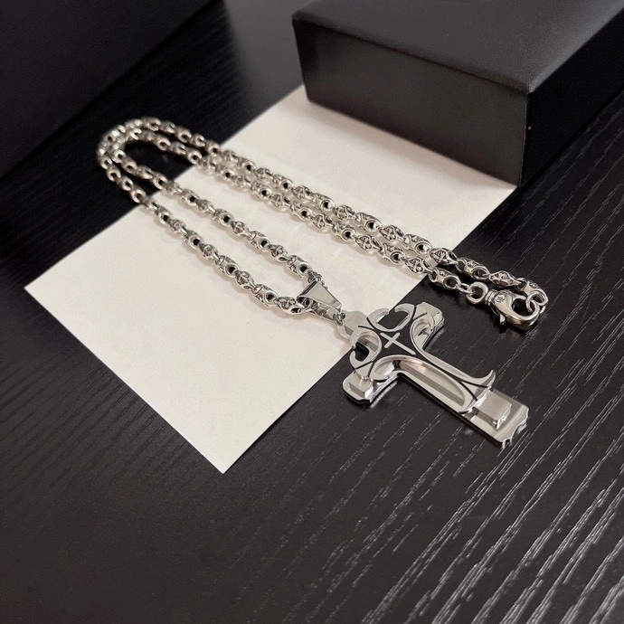 Bright Chrxmx Hxxrts Necklaces 300428