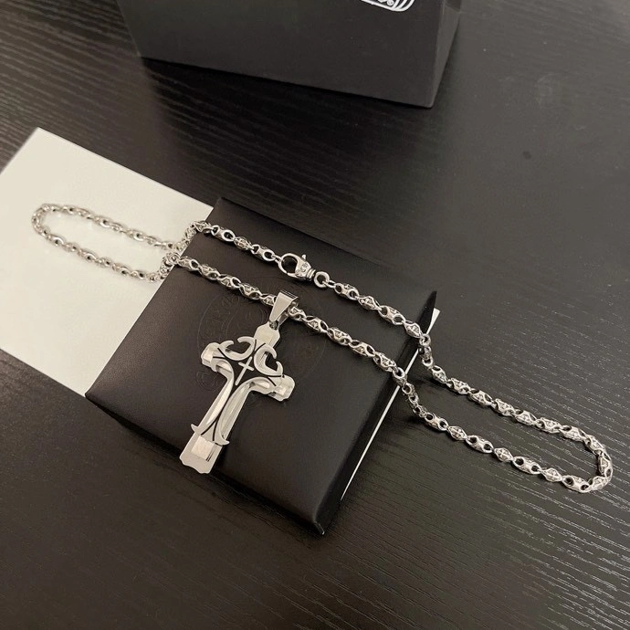 Bright Chrxmx Hxxrts Necklaces 300428