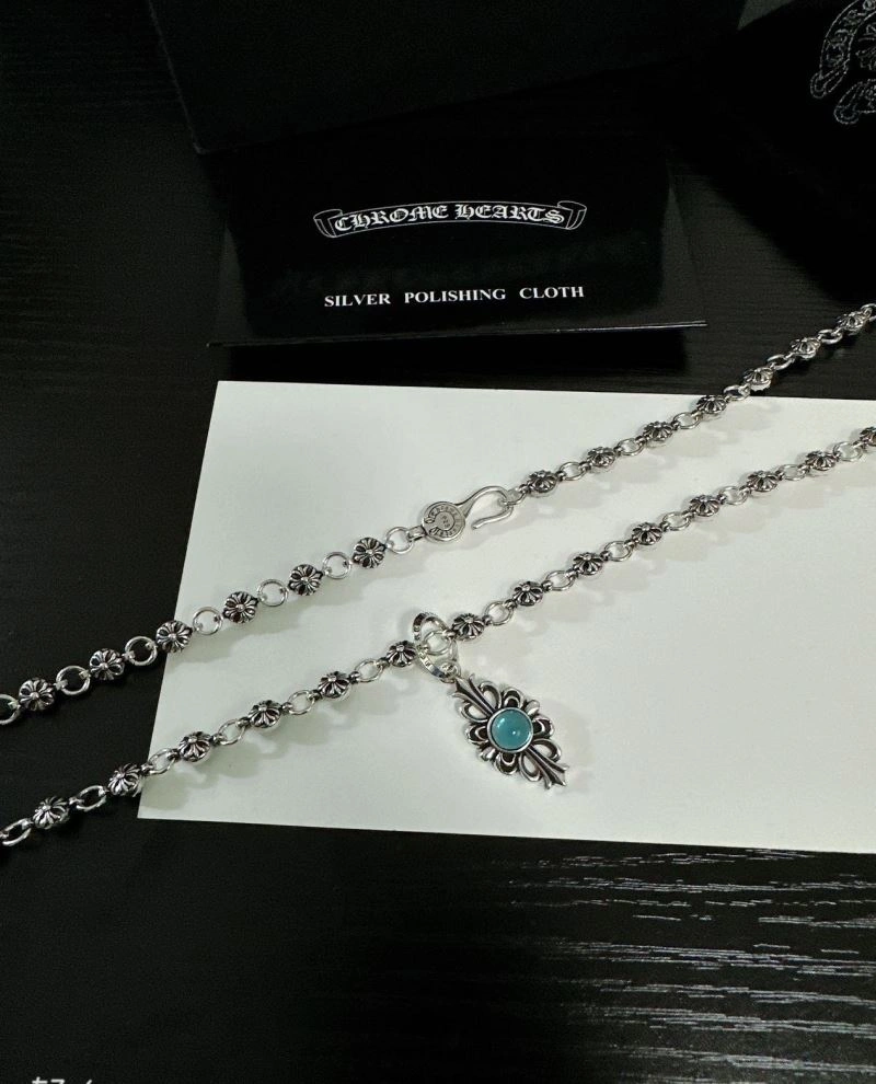 Durable Chrxmx Hxxrts Necklaces 300423