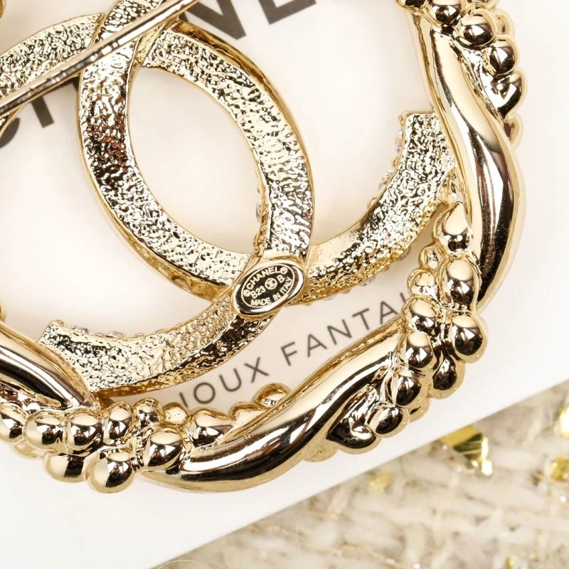 Efficient Chxnxl Brooches 292157