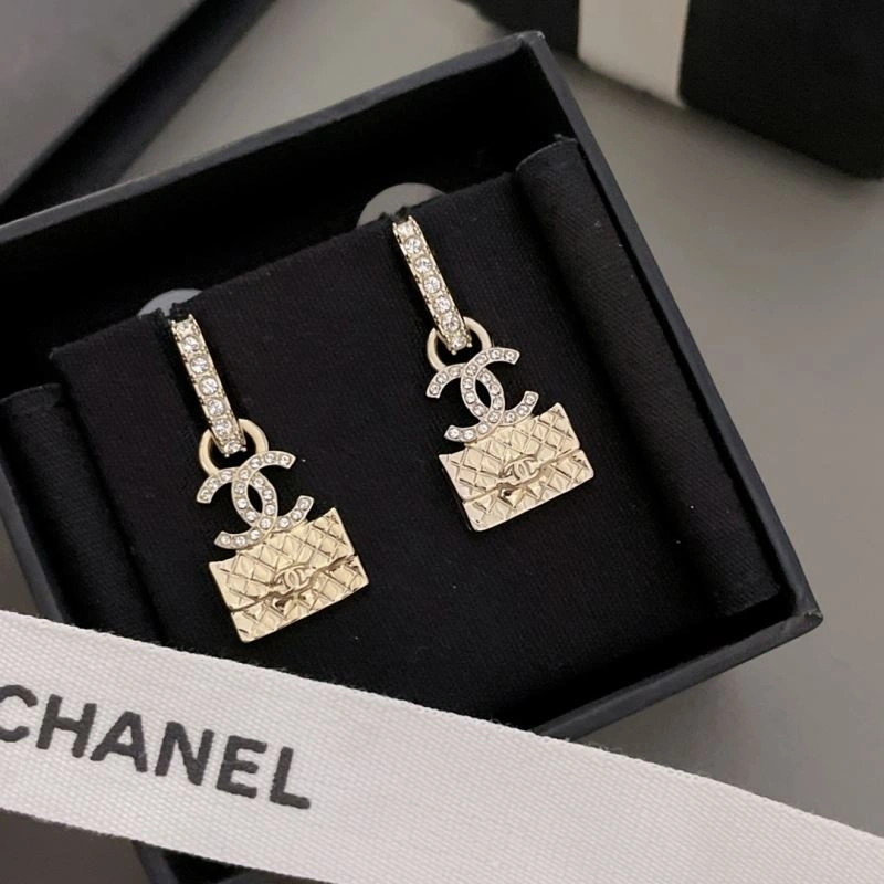 Sleek Chxnxl Earrings 290832