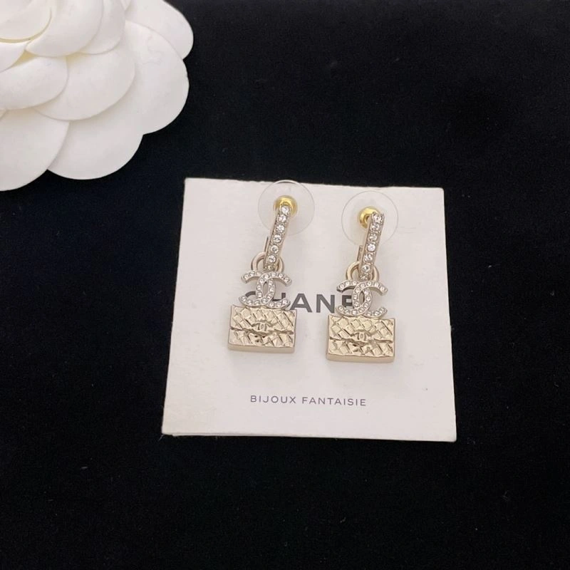Sleek Chxnxl Earrings 290832