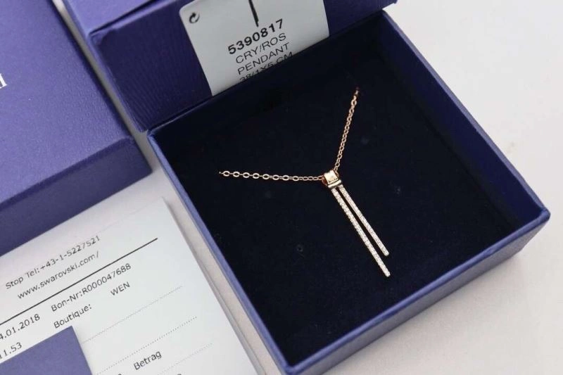 Swxrxvski Necklaces Affordable 315135