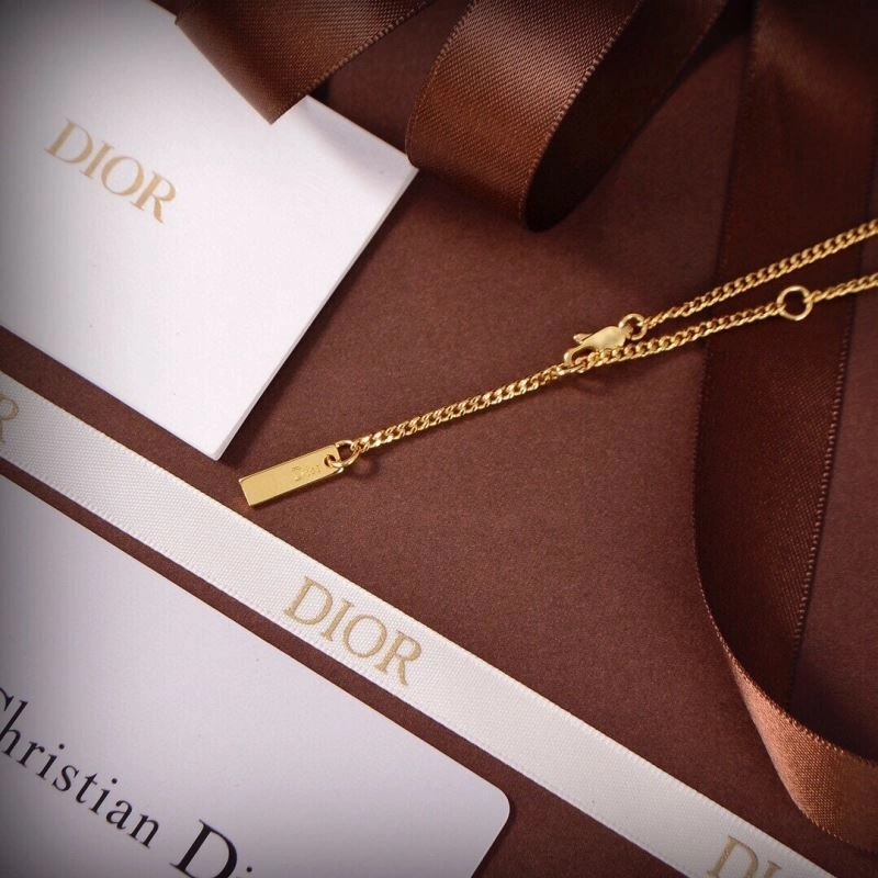 Flexible Christian Dxxr Necklaces 293644