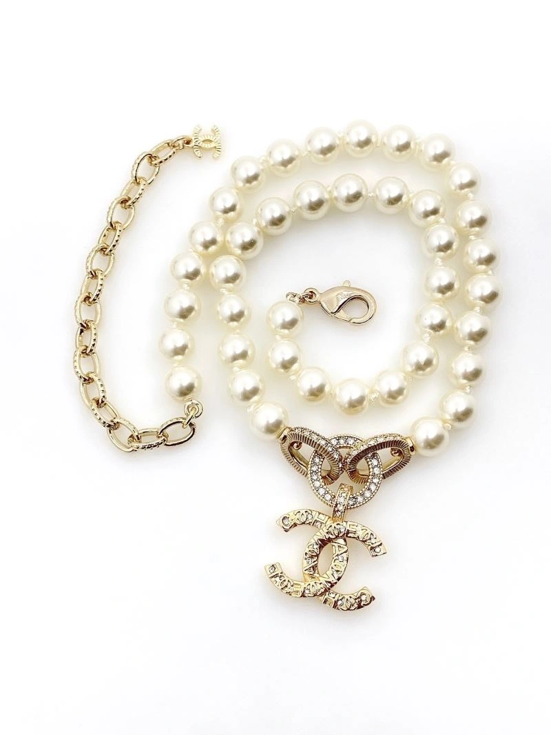 Affordable Chxnxl Brooches 292143