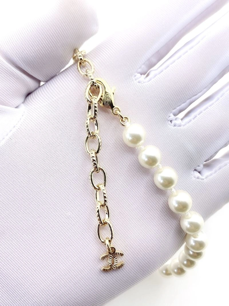 Affordable Chxnxl Brooches 292143