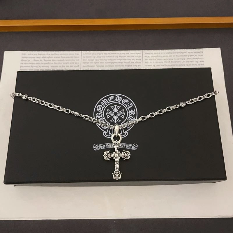 Chrxmx Hxxrts Necklaces Functional 300392