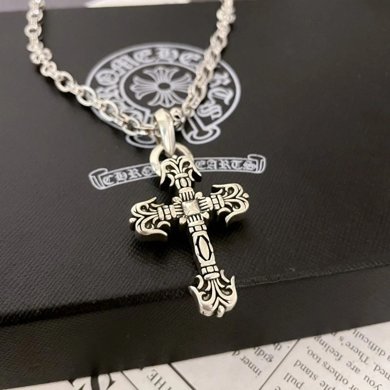 Chrxmx Hxxrts Necklaces Functional 300392