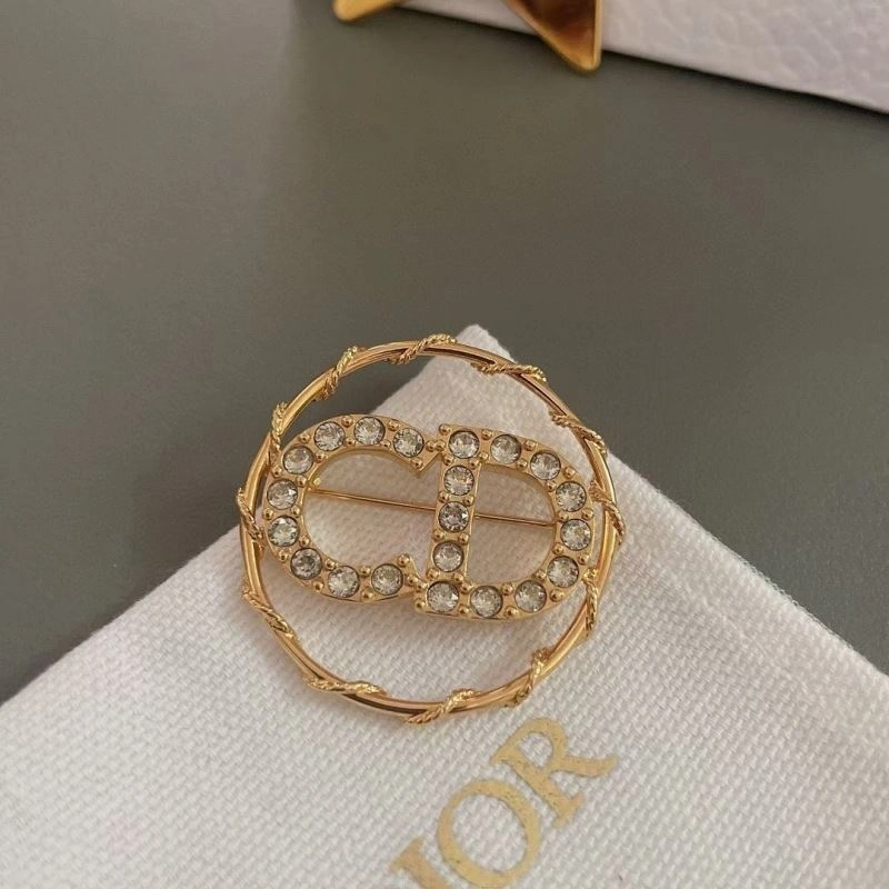 Christian Dxxr Brooches Sleek 295442