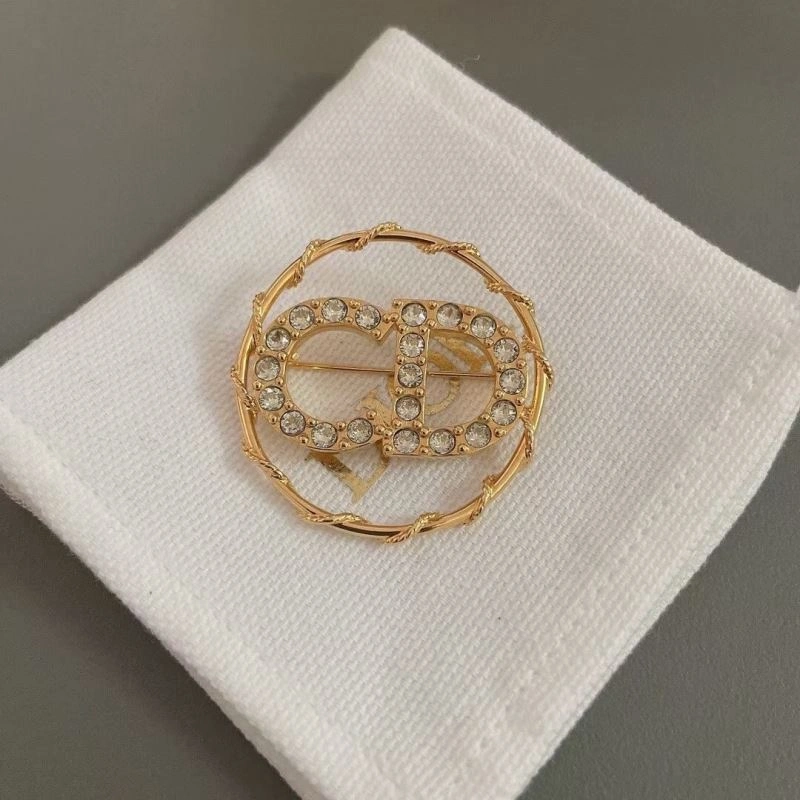 Christian Dxxr Brooches Sleek 295442