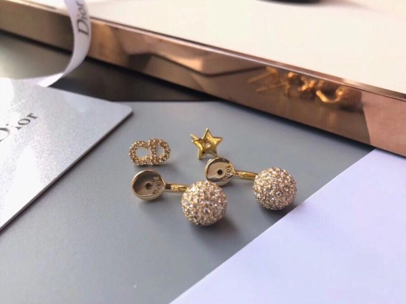 Christian Dxxr Earrings Lightweight 295151