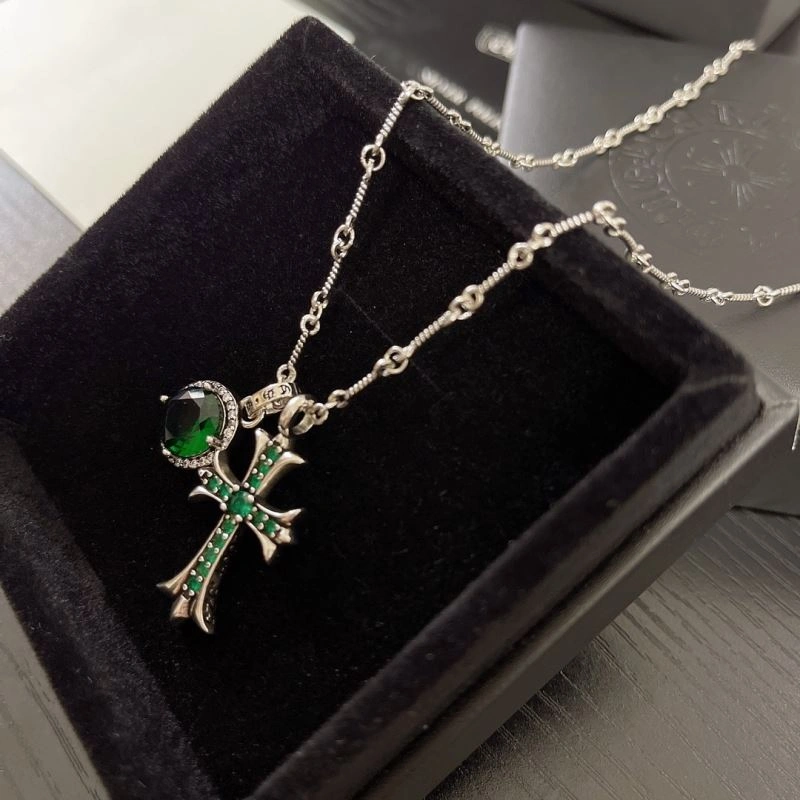 Cozy Chrxmx Hxxrts Necklaces 300387
