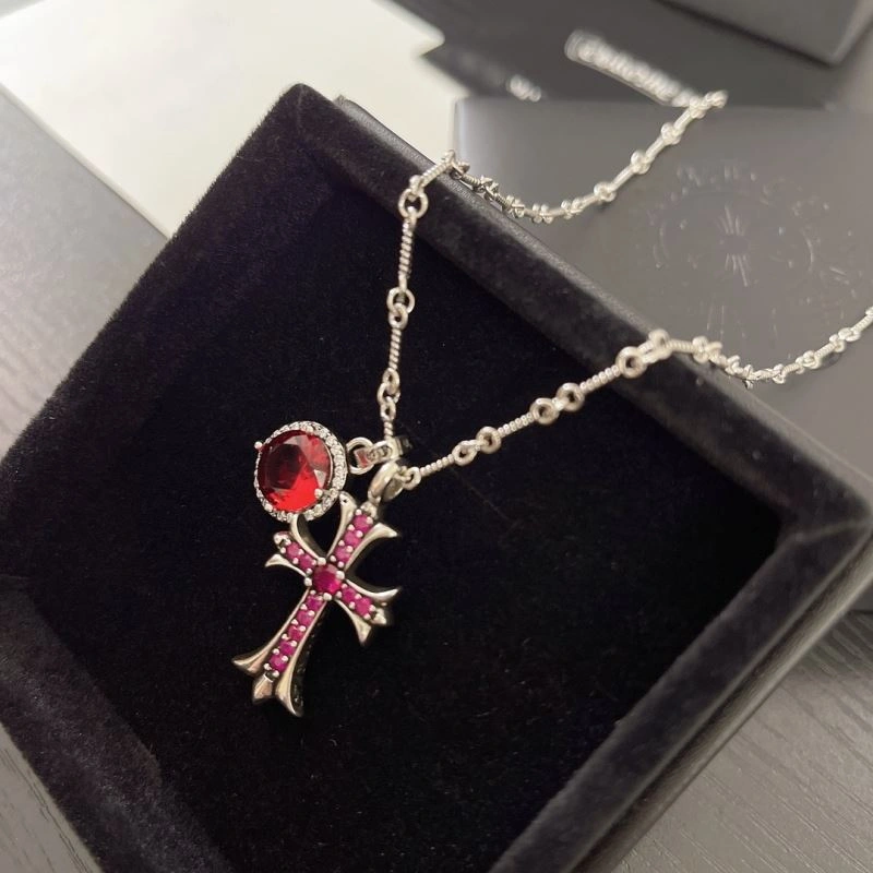 UrbanStyle Chrxmx Hxxrts Necklaces 300386