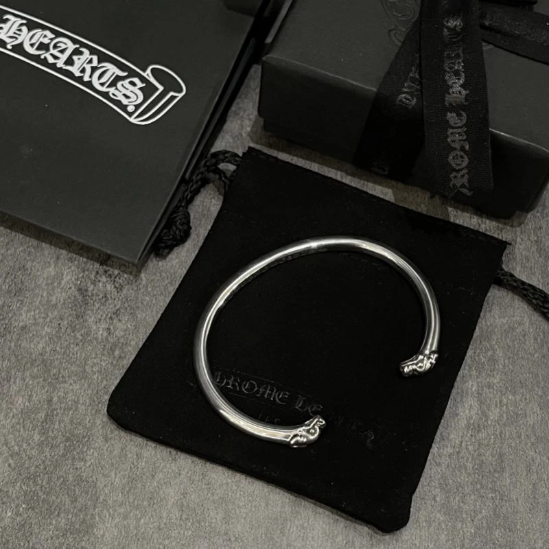 Soft Chrxmx Hxxrts Bracelets 301284