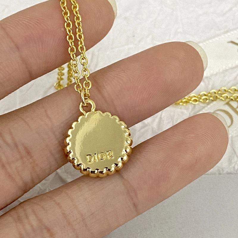 Christian Dxxr Necklaces HighQuality 295047