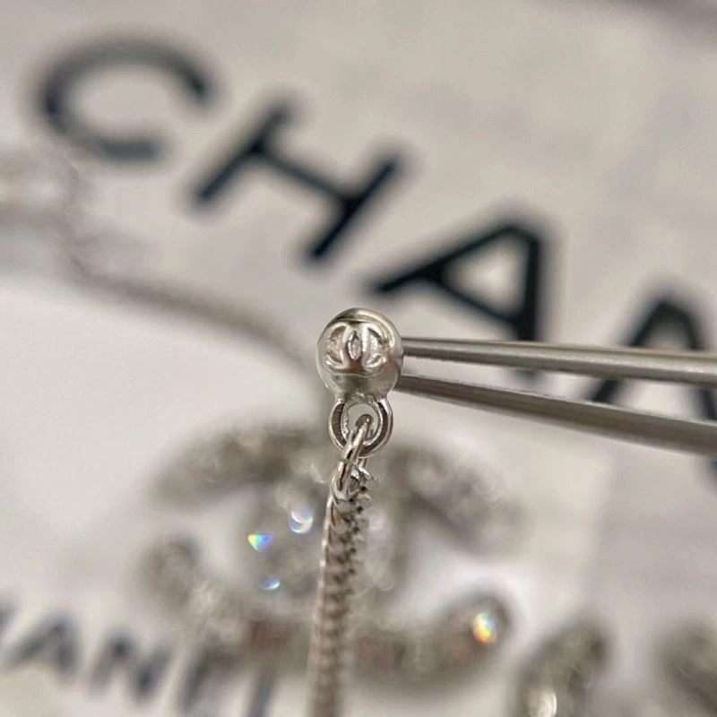 Cozy Chxnxl Earrings 290819