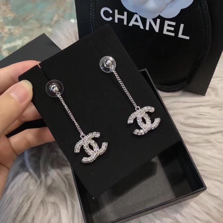 Cozy Chxnxl Earrings 290819