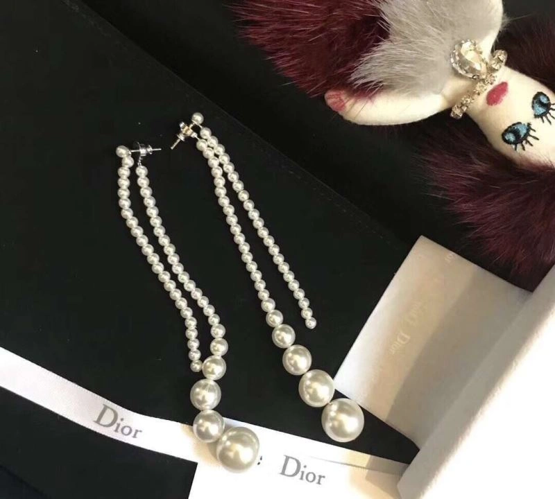 Christian Dxxr Earrings HighQuality 295153