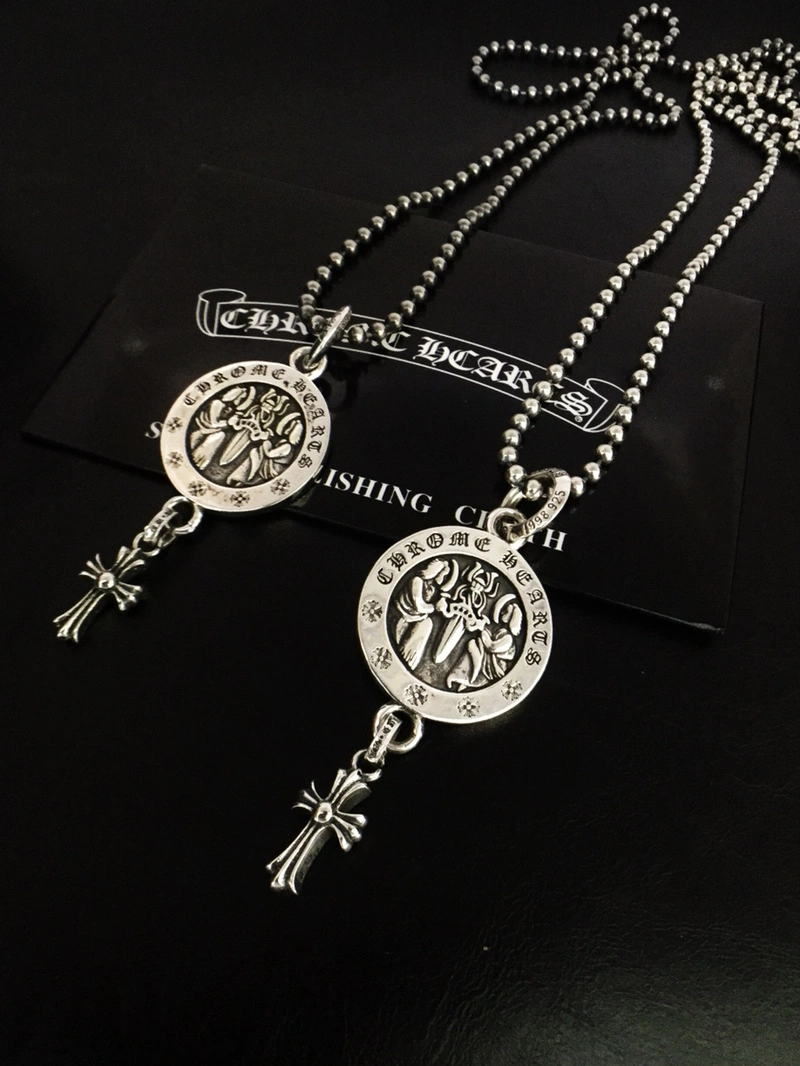 Chrxmx Hxxrts Necklaces Flexible 300378