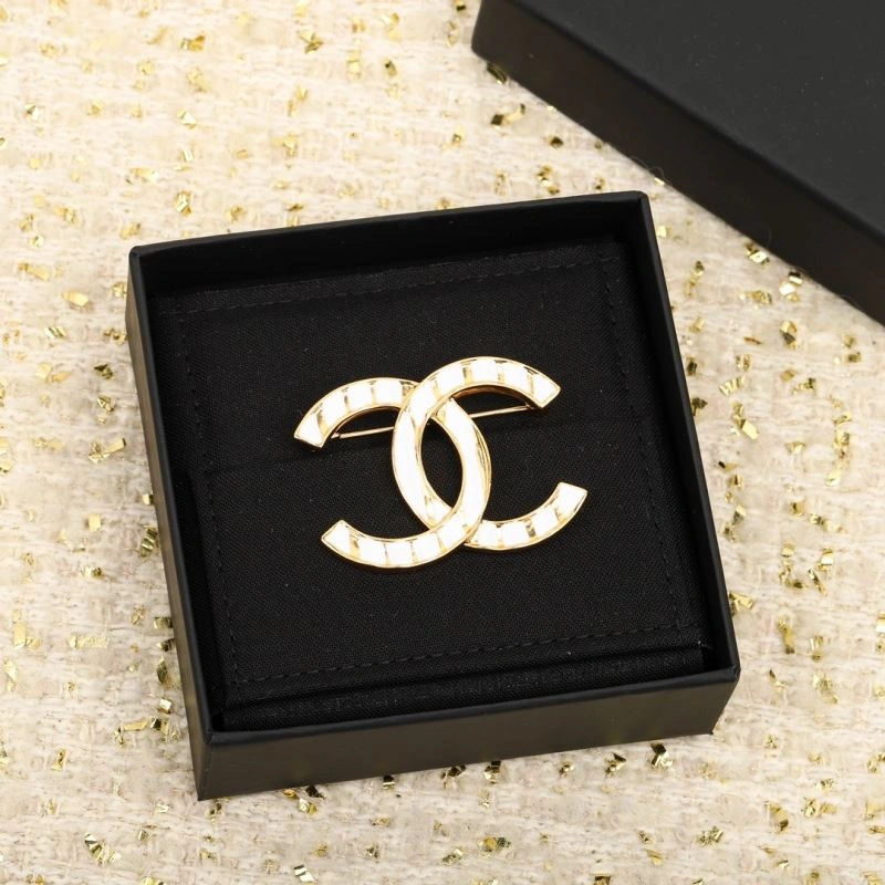 Unique Chxnxl Brooches 292121