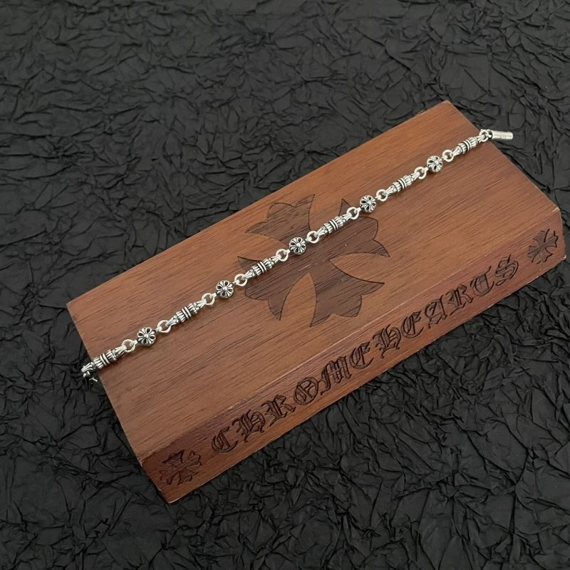 WellDesigned Chrxmx Hxxrts Bracelets 301280