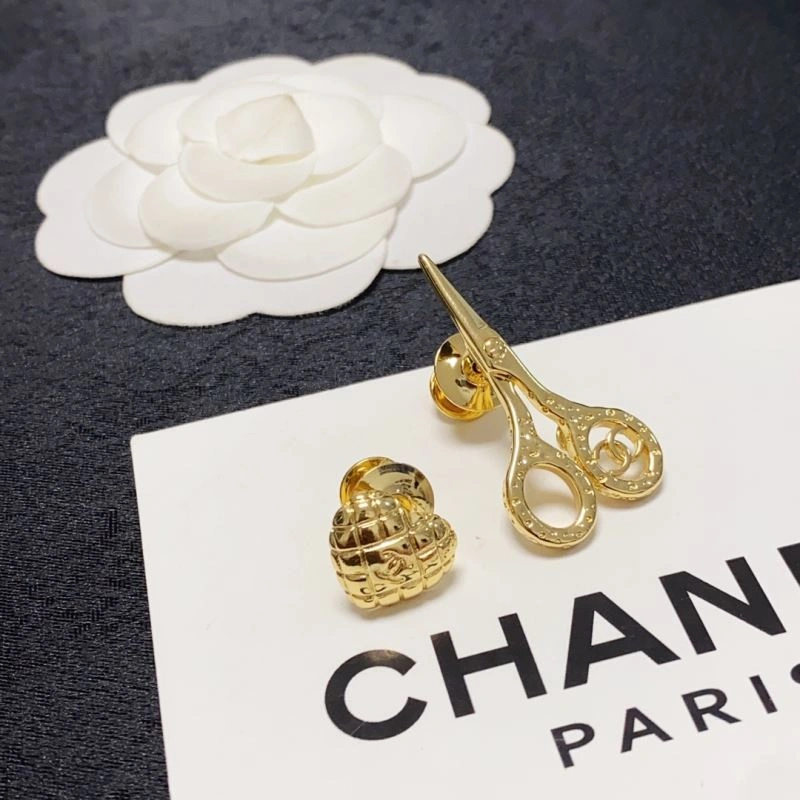 Bright Chxnxl Brooches 292119