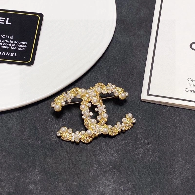 Flexible Chxnxl Brooches 292114